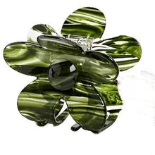 Load image into Gallery viewer, Floral Shaped Claw Clip
