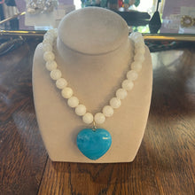 Load image into Gallery viewer, Heart Beaded Necklace