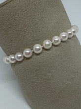 Load image into Gallery viewer, 7" 6-6.5 mm Akoya Pearl Bracelet with 14K White Gold Clasp