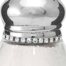 Load image into Gallery viewer, Tryst Dusting Silk Powder Shaker