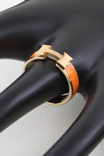 Load image into Gallery viewer, Enamel H Design Ring