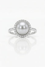 Load image into Gallery viewer, 14K White Gold Fresh Water Pearl with Diamond Halo Ring