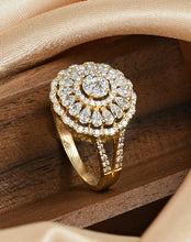 Load image into Gallery viewer, 14K Yellow Gold Round Cluster Diamond Ring