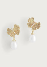 Load image into Gallery viewer, Butterfly With Pearl Drop Earrings