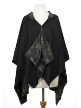 Load image into Gallery viewer, Original Hooded Rainrap