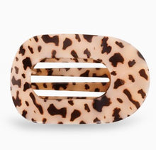 Load image into Gallery viewer, Medium Flat Round Oval Clip