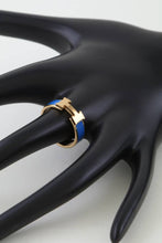 Load image into Gallery viewer, Enamel H Design Ring