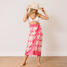 Load image into Gallery viewer, Valentina Palm Hat