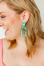 Load image into Gallery viewer, Kennedy Bahama Mama Earrings