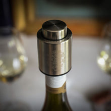 Load image into Gallery viewer, Vacuum Wine Bottle Stopper
