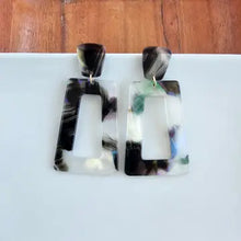 Load image into Gallery viewer, Avery Earrings