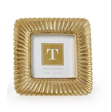Load image into Gallery viewer, Scalloped Gold Frame