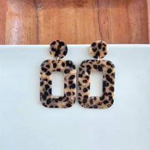 Load image into Gallery viewer, Margot Earrings