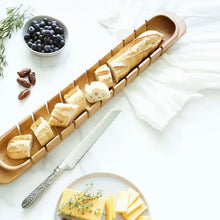 Load image into Gallery viewer, Banquette Board with Wheat Pattern Bread Knife