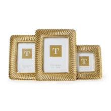 Load image into Gallery viewer, Scalloped Gold Frame