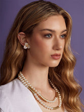 Load image into Gallery viewer, Bloomlight Stud Earring
