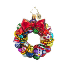 Load image into Gallery viewer, Joyful Wreath Little Gem

