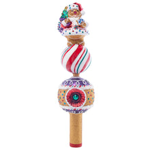 Load image into Gallery viewer, Gingersnap Santa Finial
