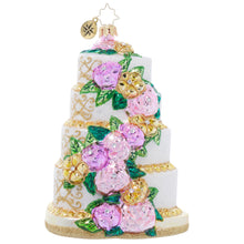 Load image into Gallery viewer, Heart Shaped Wedding Cake

