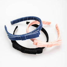 Load image into Gallery viewer, Dakota Bow Headband
