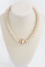 Load image into Gallery viewer, Short Statement Necklace with Gold Center
