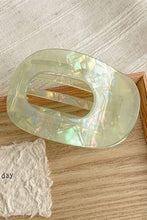 Load image into Gallery viewer, Jumbo Lay Flat Oval Hair Claw Clip

