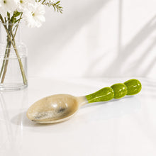 Load image into Gallery viewer, Green Resin Rio Bubble Ice Scoop
