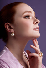 Load image into Gallery viewer, Double Ball Pearl Earring
