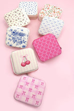Load image into Gallery viewer, JEWELRY ORGANIZER TRAVEL BOX CASE
