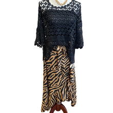 Load image into Gallery viewer, Savana Tiger Print Skirt
