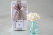 Load image into Gallery viewer, Ascension Large Blossom Diffuser
