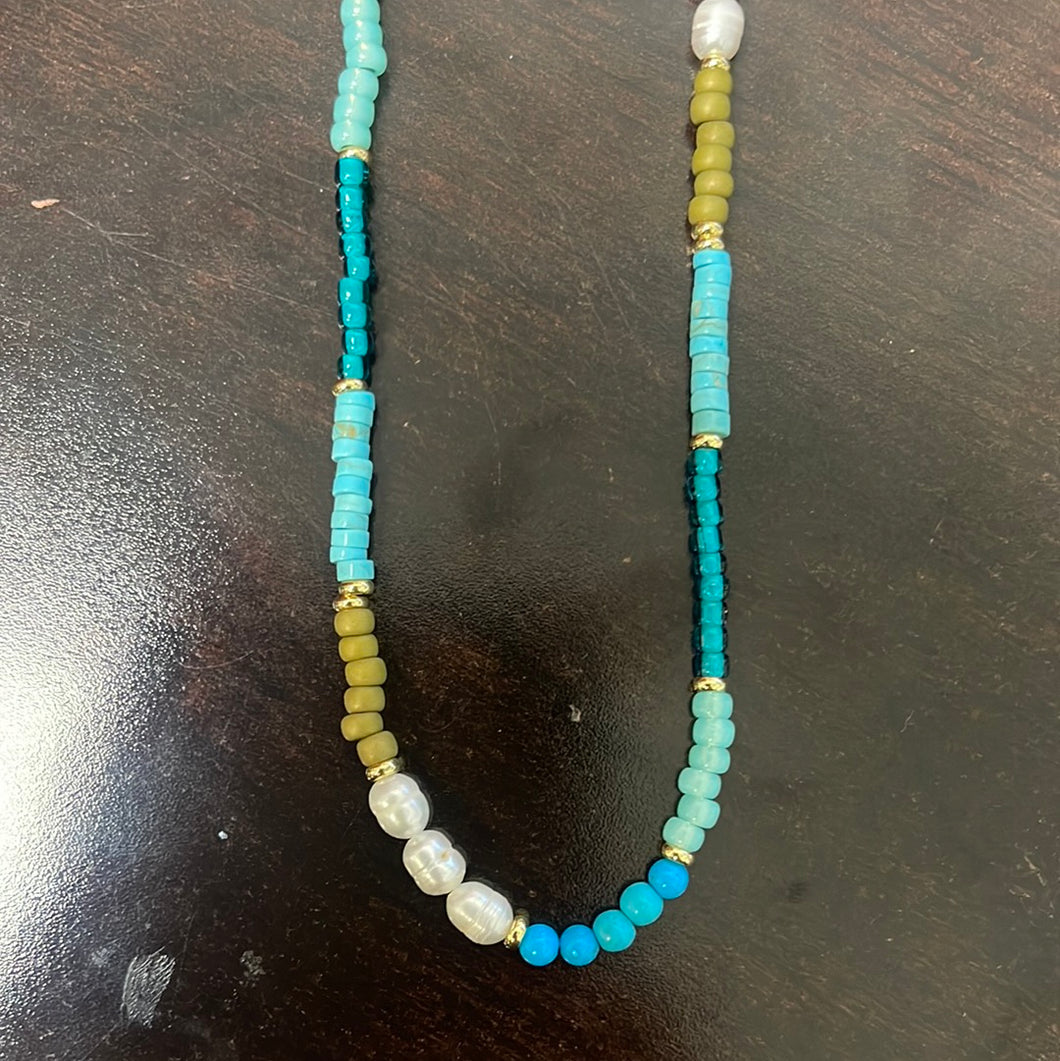 Blue Color Block Triple Pearl Necklace
