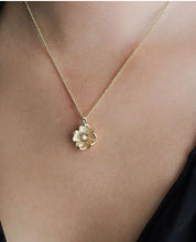 Load image into Gallery viewer, Wildflowers Gold Pendant Necklace
