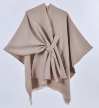 Load image into Gallery viewer, Simple Solid Color Oblique Strap Cape
