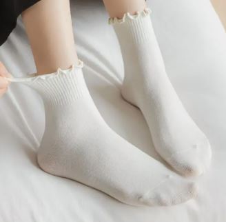 Women's Solid Color Ruffle Ankle Socks