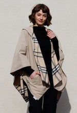 Load image into Gallery viewer, RainRap New Pockets
