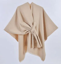 Load image into Gallery viewer, Simple Solid Color Oblique Strap Cape
