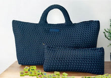 Load image into Gallery viewer, Woven Mahjong Carryall
