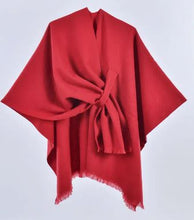 Load image into Gallery viewer, Simple Solid Color Oblique Strap Cape

