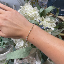 Load image into Gallery viewer, 7&quot; 2mm GF Bead with 4mm Pearls Bead Bracelet
