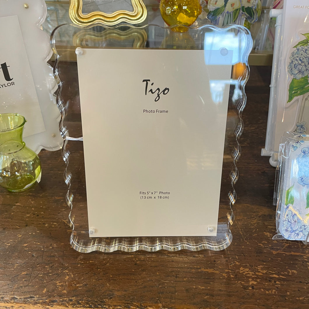 Lucite Weave Frame