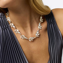 Load image into Gallery viewer, Silver Willow Necklace

