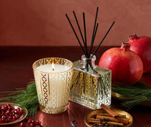Load image into Gallery viewer, Holiday Candle &amp; Diffuser
