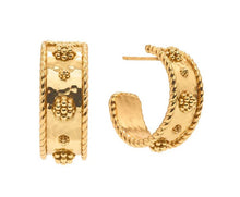 Load image into Gallery viewer, Berry Classic Small Hoop Earrings
