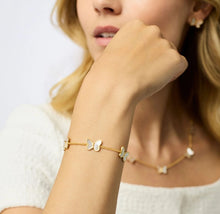 Load image into Gallery viewer, Mother of Pearl Papillon Delicate Bracelet
