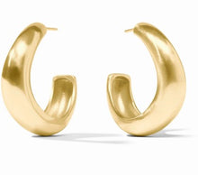 Load image into Gallery viewer, Wave Gold Hoop
