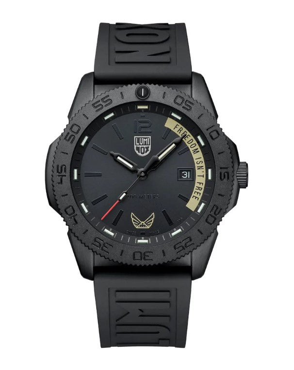 VOLITION AMERICA 'Freedom Isn't Free', Dive Watch, 44 mm