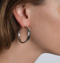 Load image into Gallery viewer, Silver Farrier Medium Hoops
