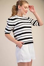 Load image into Gallery viewer, Round Neck Short Sleeve Black and White Knit Top
