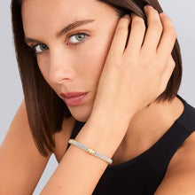 Load image into Gallery viewer, Triple Diamond Station Caviar Bracelet | 6mm
